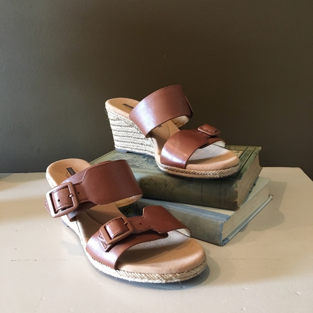 NWT women’s Clark wedge sandal